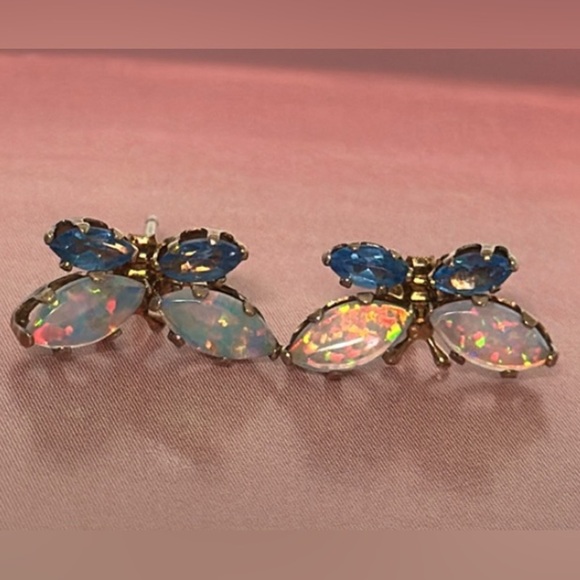 10k real solid gold opal stone and blue spinel butterfly​ - Picture 4 of 5